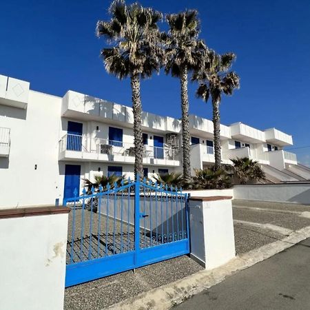 Residence Mare Azzurro Торре-Сан-Джованни-Удженто Экстерьер фото